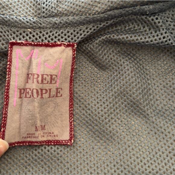 Free People Women’s Quilted Knit Cropped Bomber Jacket Hoodie Floral Medium - Picture 4 of 12